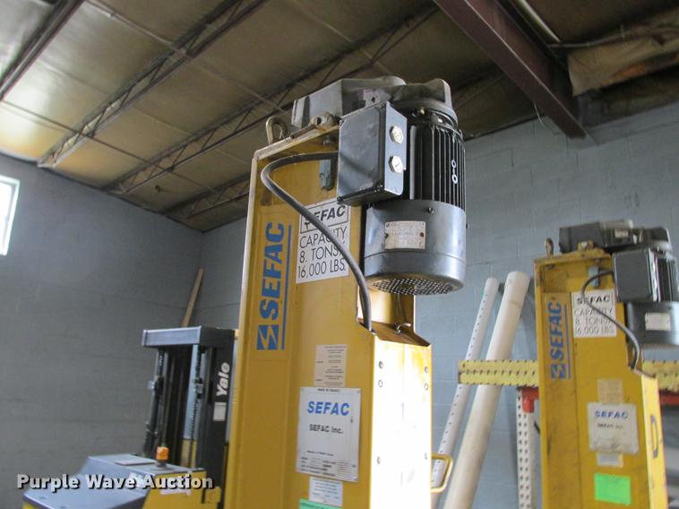 image for item DX9449 2002 Sefac 1200M65 auto column lift