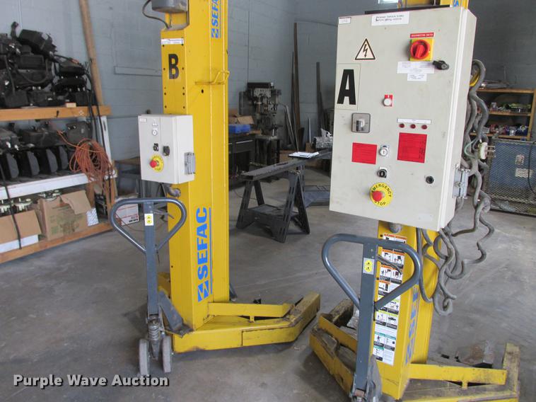 image for item DX9449 2002 Sefac 1200M65 auto column lift
