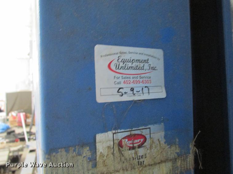 image for item DX9457 Rotary four post auto lift