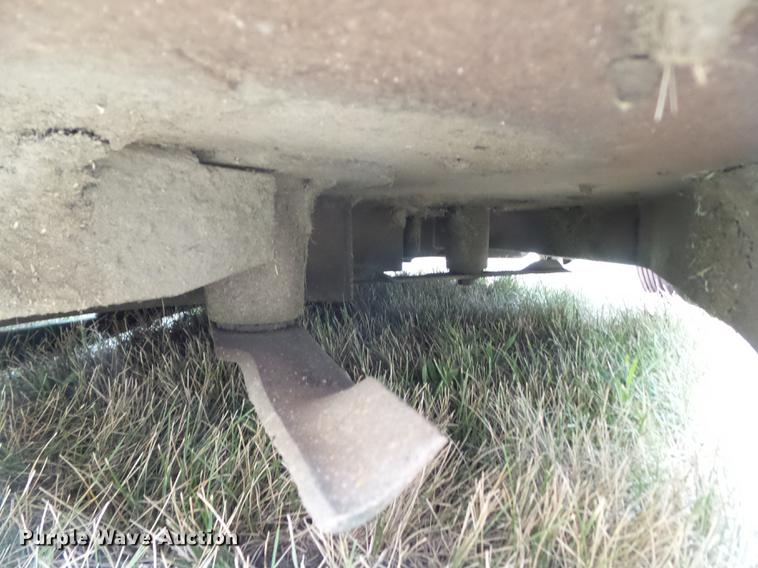 image for item DZ9406 2011 Gravely Pro Turn 260 lawn mower