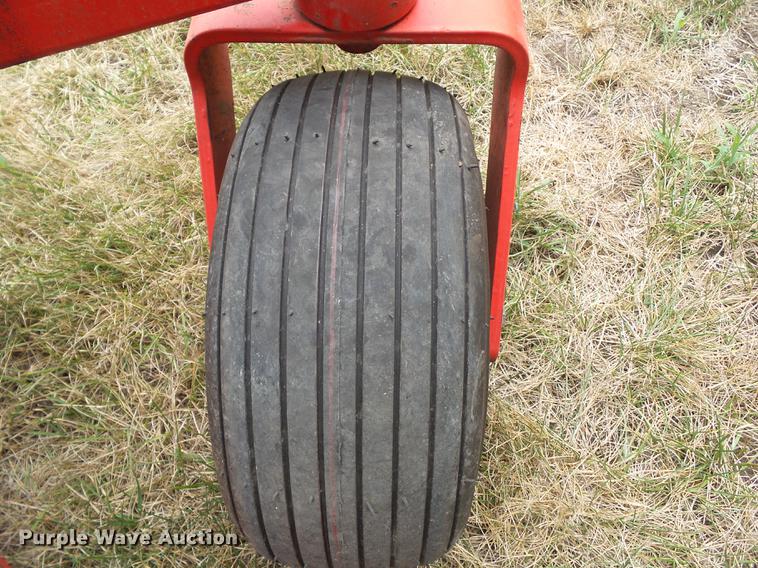 image for item DZ9406 2011 Gravely Pro Turn 260 lawn mower