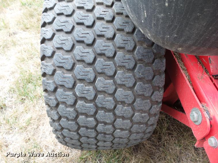 image for item DZ9406 2011 Gravely Pro Turn 260 lawn mower