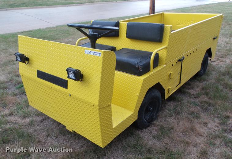 image for item DZ9407 Cushman utility vehicle