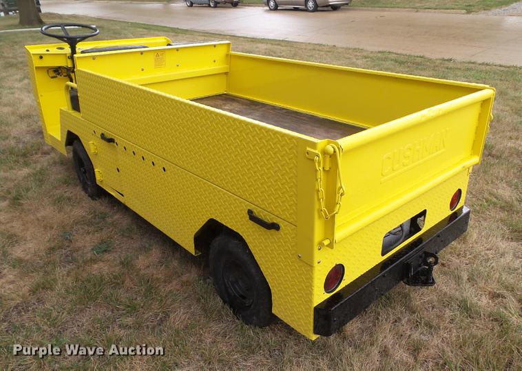 image for item DZ9407 Cushman utility vehicle
