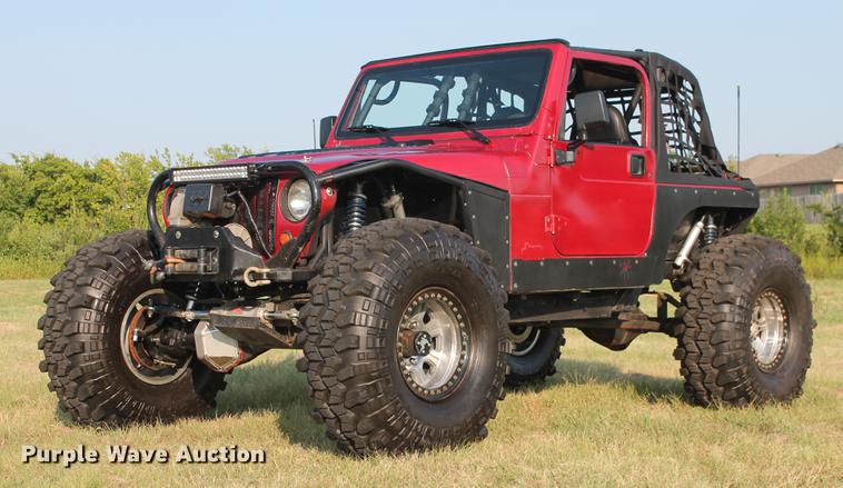 image for item DZ9967 1999 Jeep Wrangler SUV