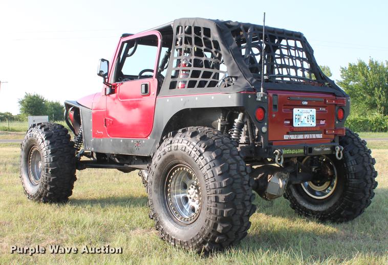 image for item DZ9967 1999 Jeep Wrangler SUV