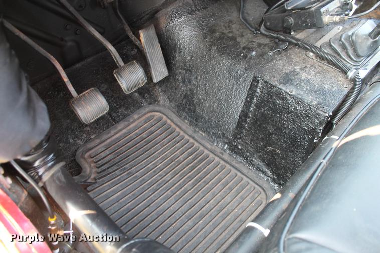 image for item DZ9967 1999 Jeep Wrangler SUV