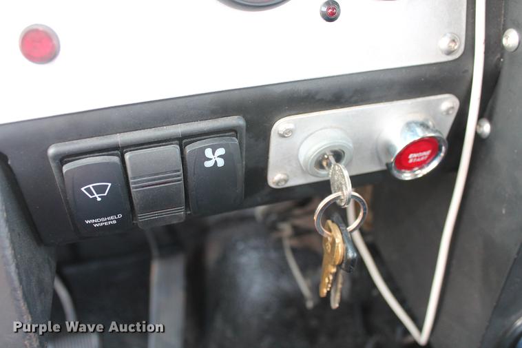 image for item DZ9967 1999 Jeep Wrangler SUV