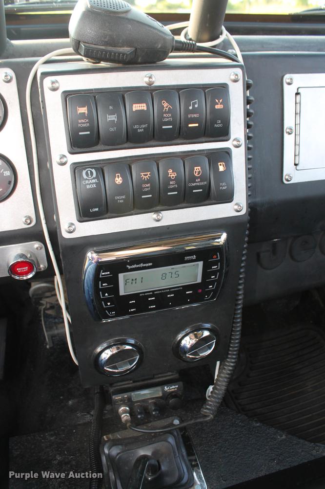 image for item DZ9967 1999 Jeep Wrangler SUV