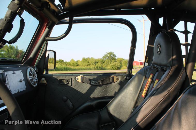 image for item DZ9967 1999 Jeep Wrangler SUV