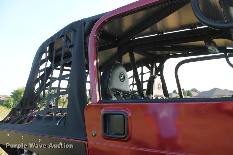 image for item DZ9967 1999 Jeep Wrangler SUV