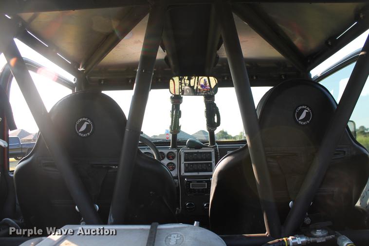 image for item DZ9967 1999 Jeep Wrangler SUV