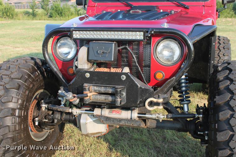 image for item DZ9967 1999 Jeep Wrangler SUV