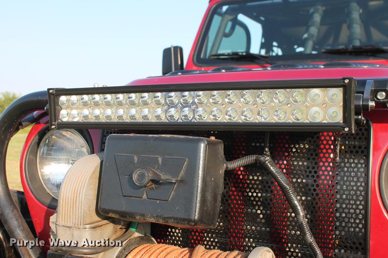 image for item DZ9967 1999 Jeep Wrangler SUV