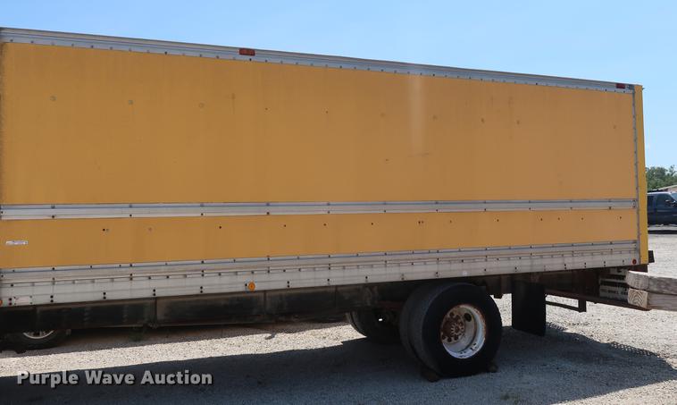 image for item EF9779 1991 GMC TopKick C5500 box truck