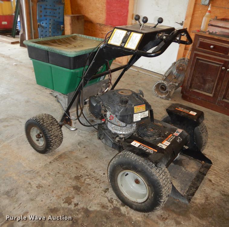 image for item EM9598 Lesco fertilizer spreader