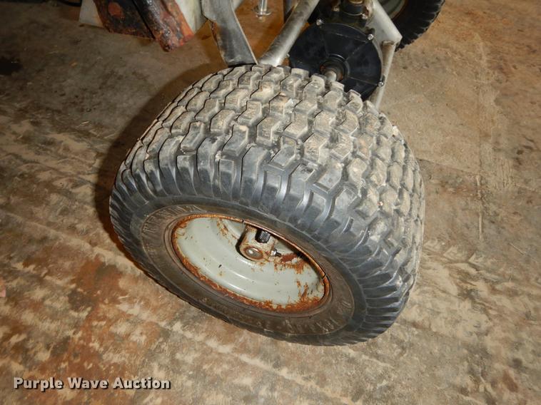 image for item EM9598 Lesco fertilizer spreader