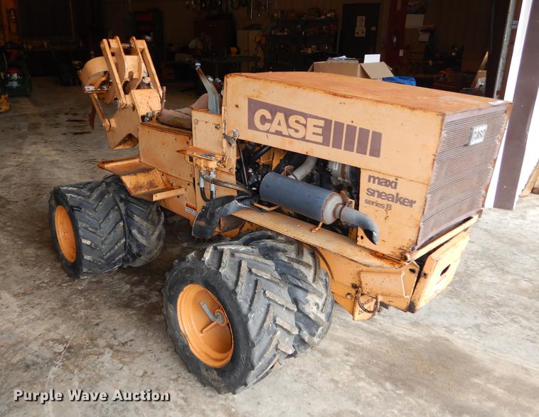 image for item EM9599 1989 Case Maxi Sneaker Series B cable plow