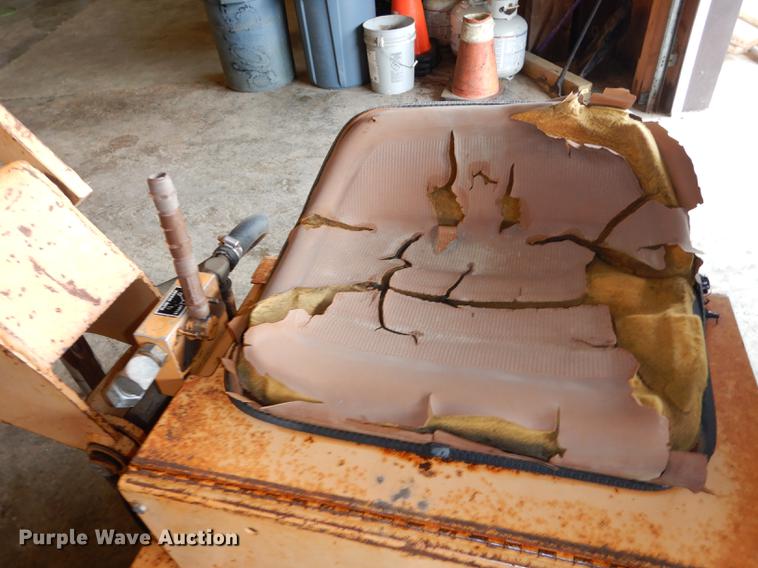 image for item EM9599 1989 Case Maxi Sneaker Series B cable plow