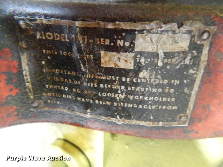 image for item EM9607 Ridgid pipe threader