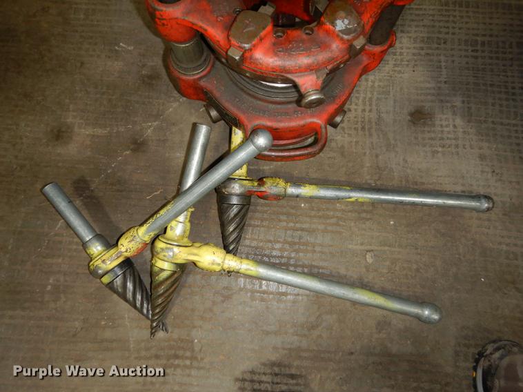 image for item EM9608 Ridgid pipe threader