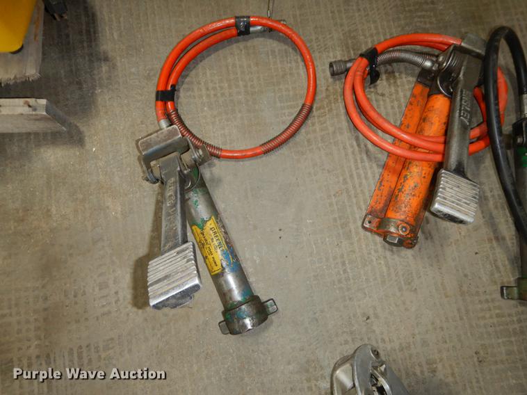 image for item EM9609 Tools