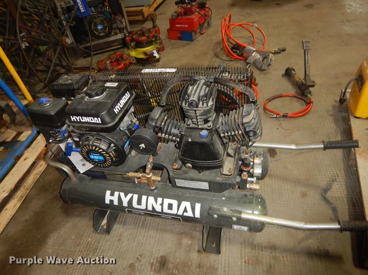 image for item EM9612 Hyundai air compressor