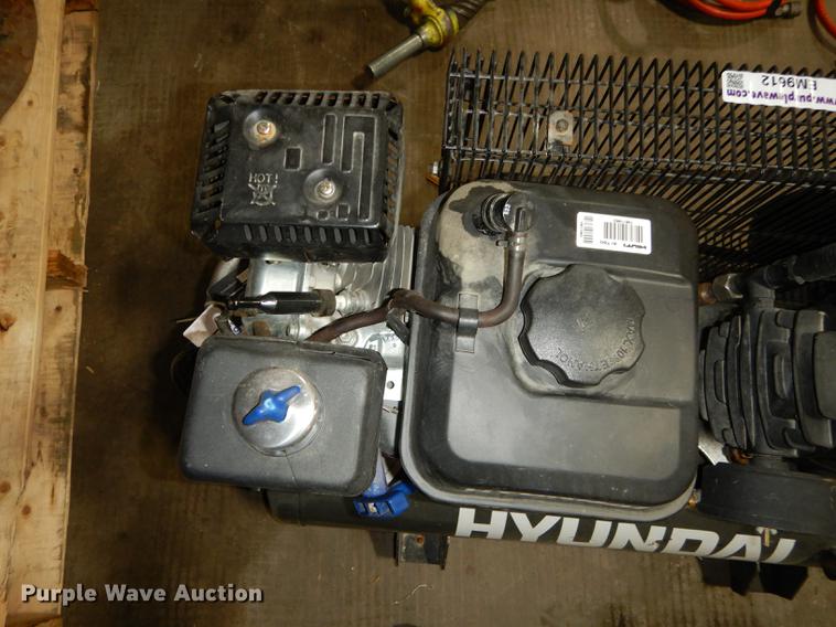 image for item EM9612 Hyundai air compressor