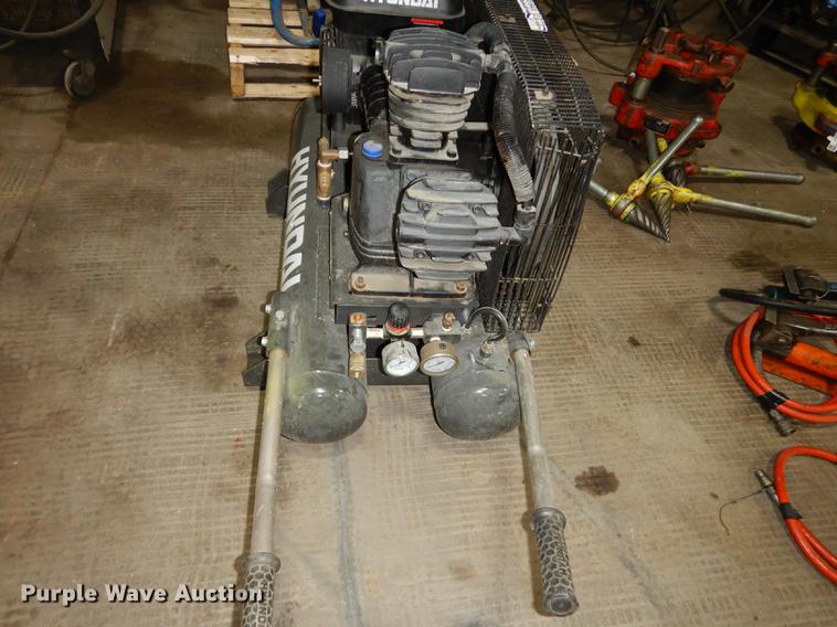 image for item EM9612 Hyundai air compressor