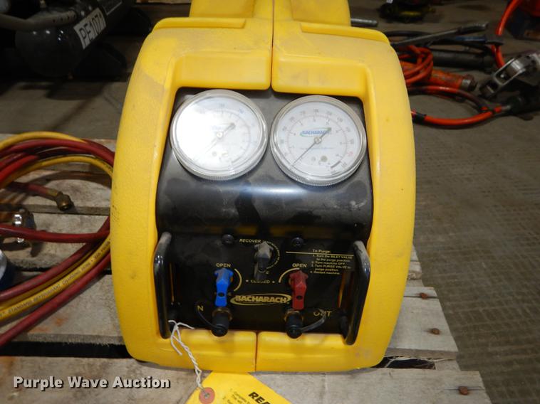 image for item EM9614 Stinger 2000 refrigerator recovery machine