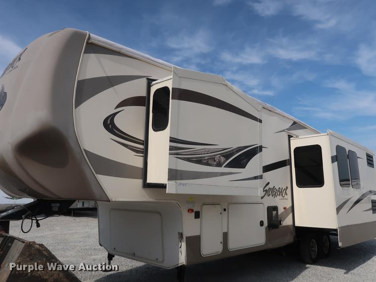 image for item EP9425 2015 Cedar Creek Silverback camper