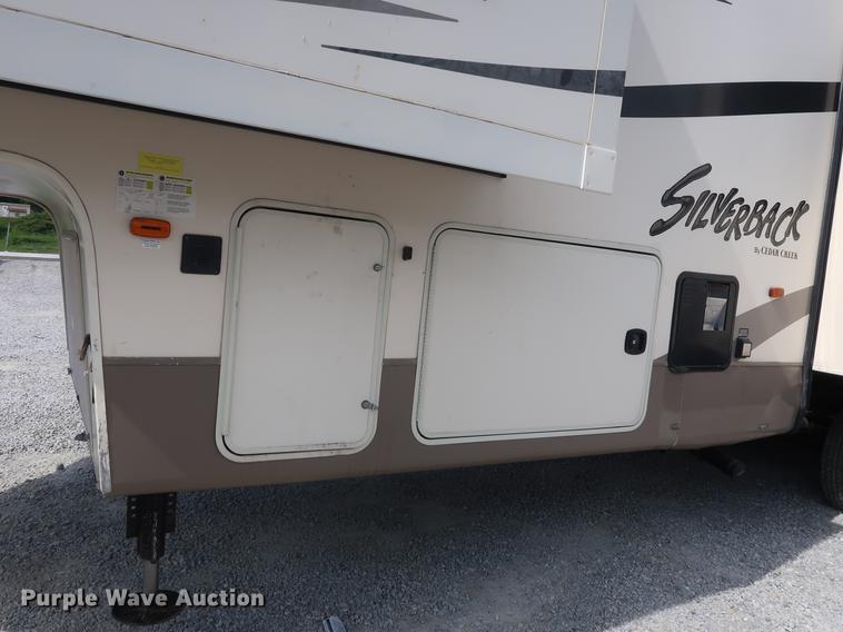 image for item EP9425 2015 Cedar Creek Silverback camper