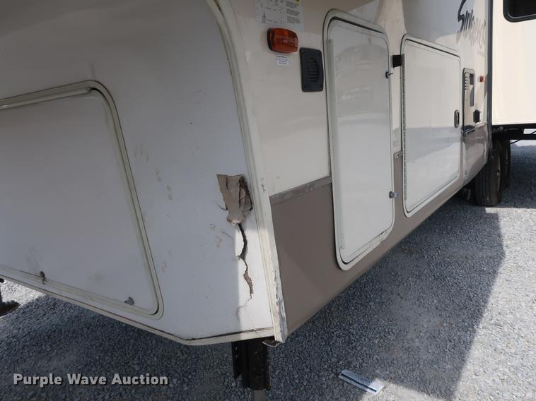 image for item EP9425 2015 Cedar Creek Silverback camper