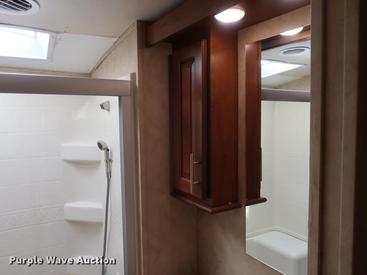 image for item EP9425 2015 Cedar Creek Silverback camper