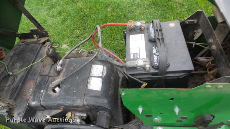 image for item ER9697 John Deere 314 lawn mower
