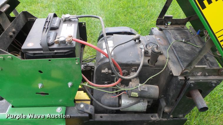 image for item ER9697 John Deere 314 lawn mower