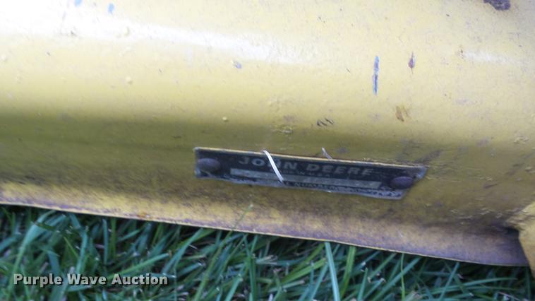 image for item ER9697 John Deere 314 lawn mower