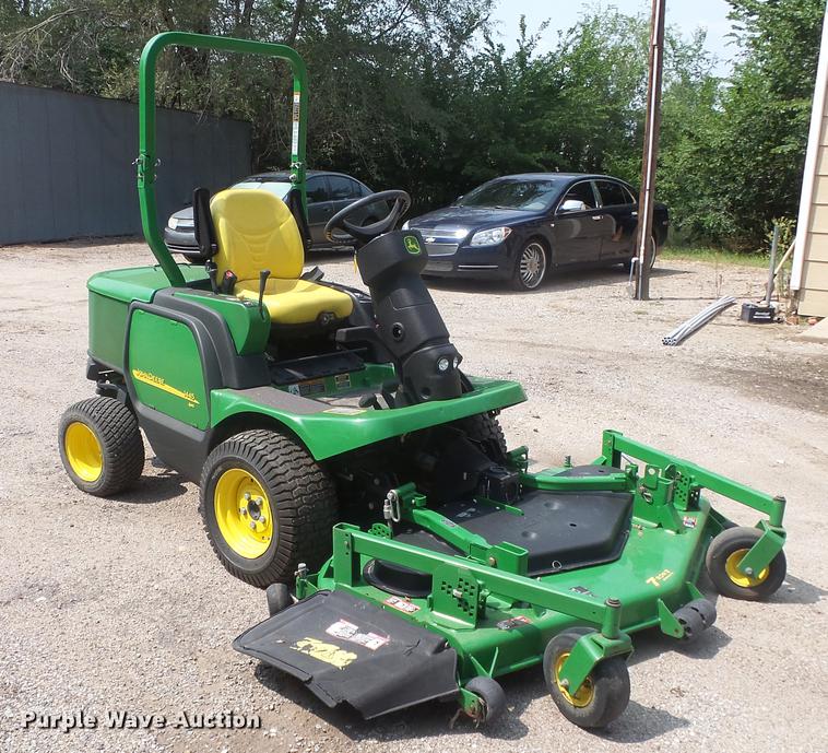 image for item ES9261 John Deere 1445 Series II lawn mower