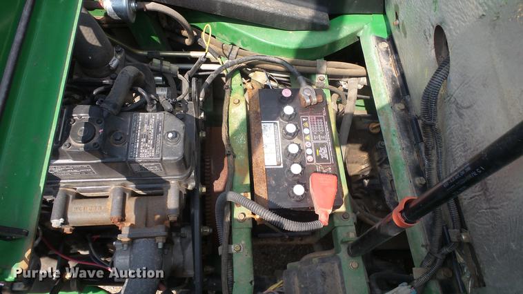 image for item ES9261 John Deere 1445 Series II lawn mower