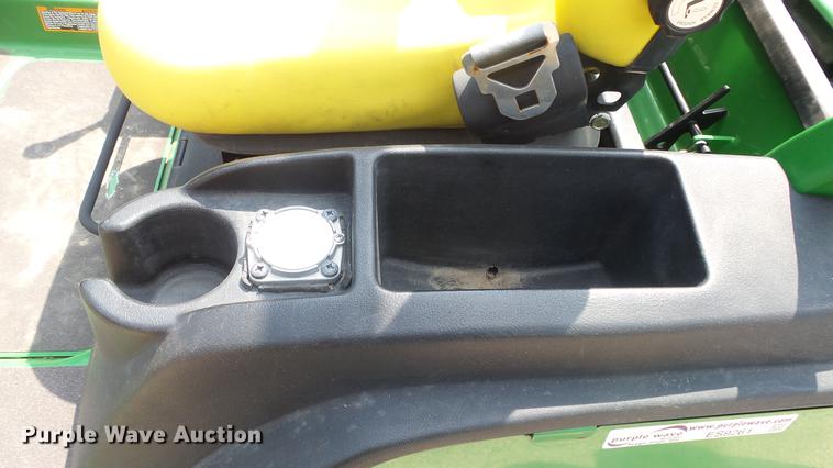 image for item ES9261 John Deere 1445 Series II lawn mower