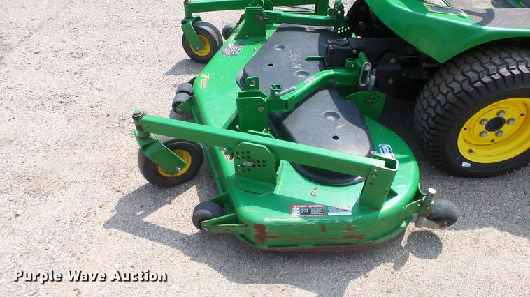 image for item ES9261 John Deere 1445 Series II lawn mower