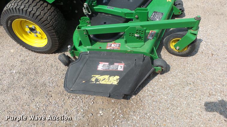 image for item ES9261 John Deere 1445 Series II lawn mower