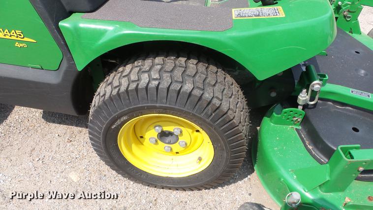 image for item ES9261 John Deere 1445 Series II lawn mower