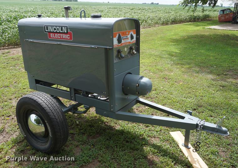 image for item ES9901 Lincoln SA-200-F-162 welder