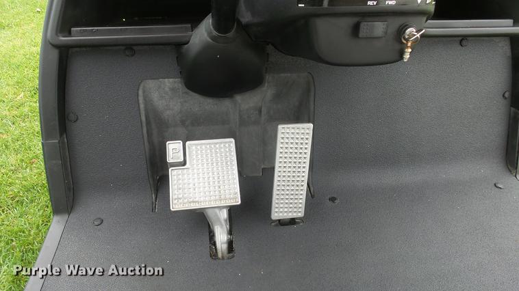 image for item ET9419 2011 Yamaha YDREX golf cart