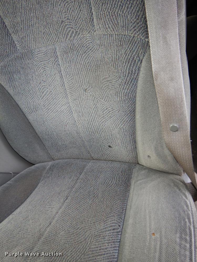 image for item J5528 2002 Chevrolet TrailBlazer SUV