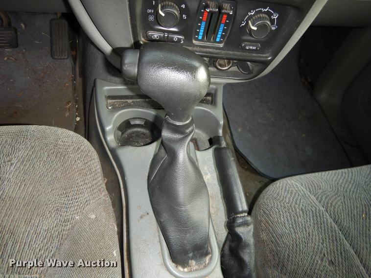 image for item J5528 2002 Chevrolet TrailBlazer SUV