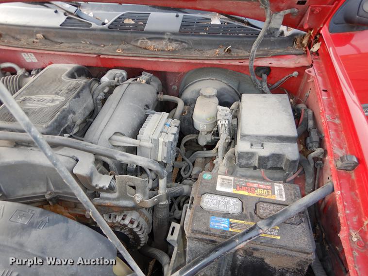 image for item J5528 2002 Chevrolet TrailBlazer SUV