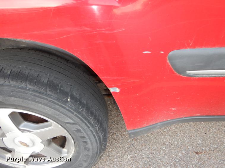 image for item J5528 2002 Chevrolet TrailBlazer SUV