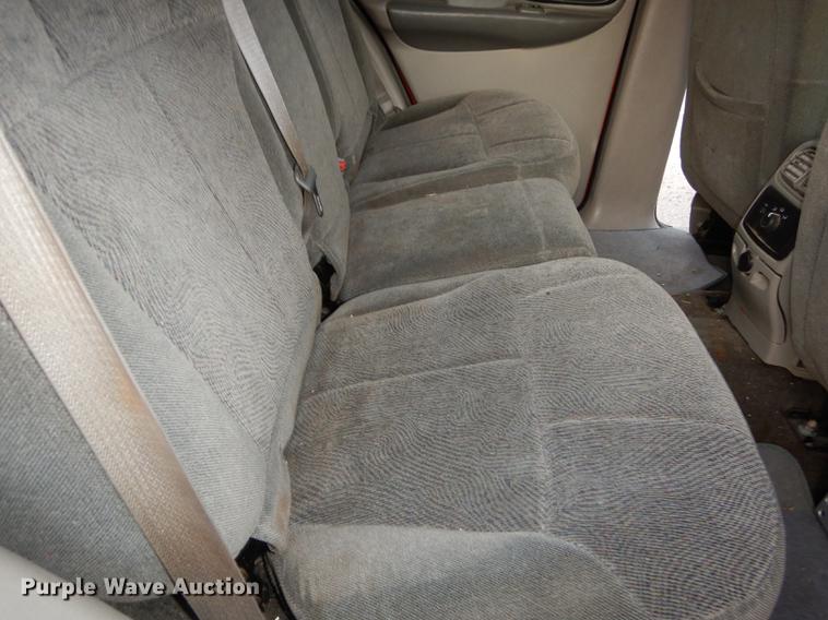 image for item J5528 2002 Chevrolet TrailBlazer SUV